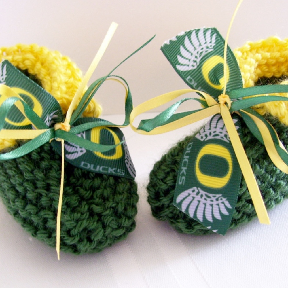 University Of Oregon DUCKS Handmade Baby Booties *NEW*